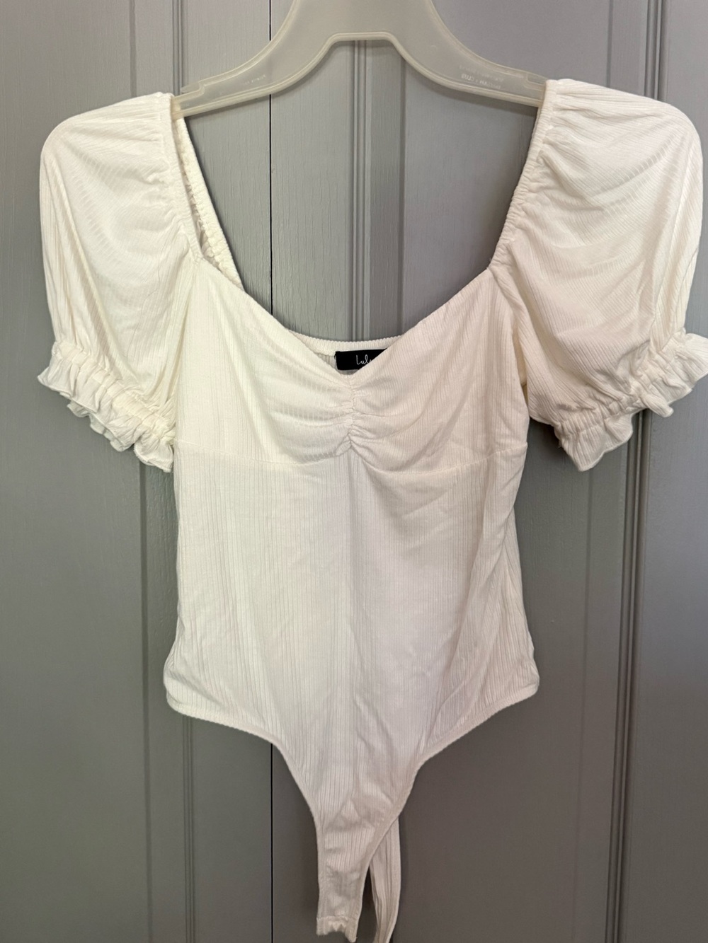 Lulu's White Puff-Sleeve Bodysuit with V-Neck